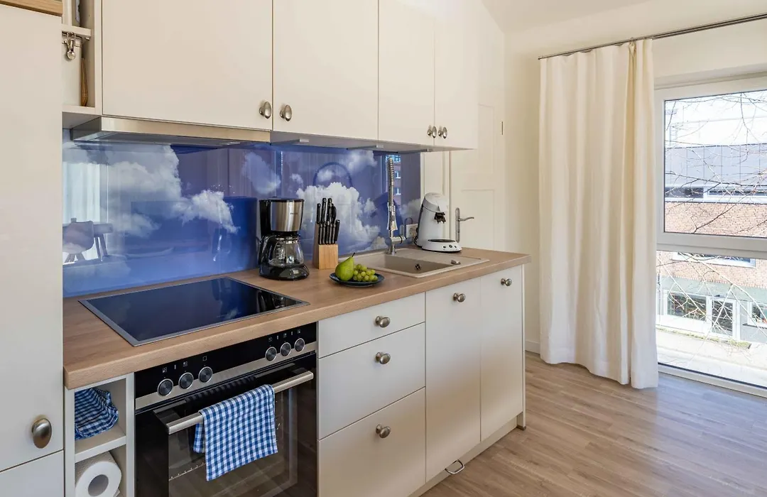 Seaside Apartments - Beachhouse Sky-1