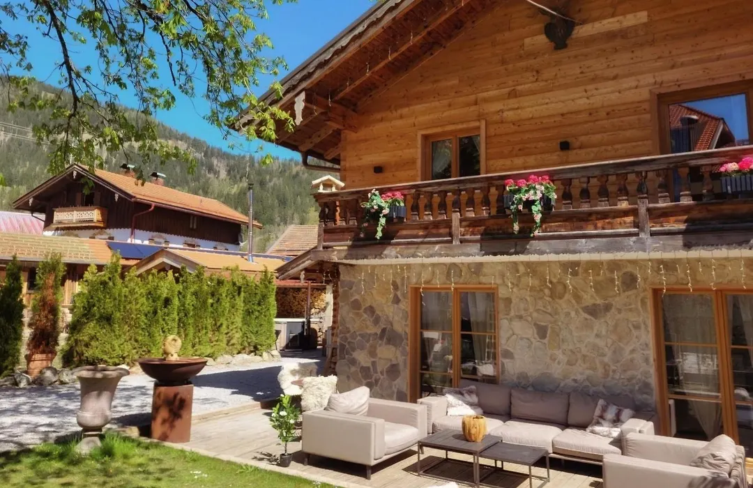 exklusives Alpenchalet mit Jacuzzi&Sauna für bis zu 14 Personen-1