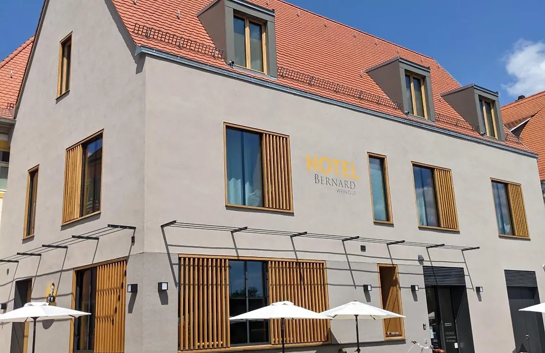 Hotel-Weingut Bernard-1