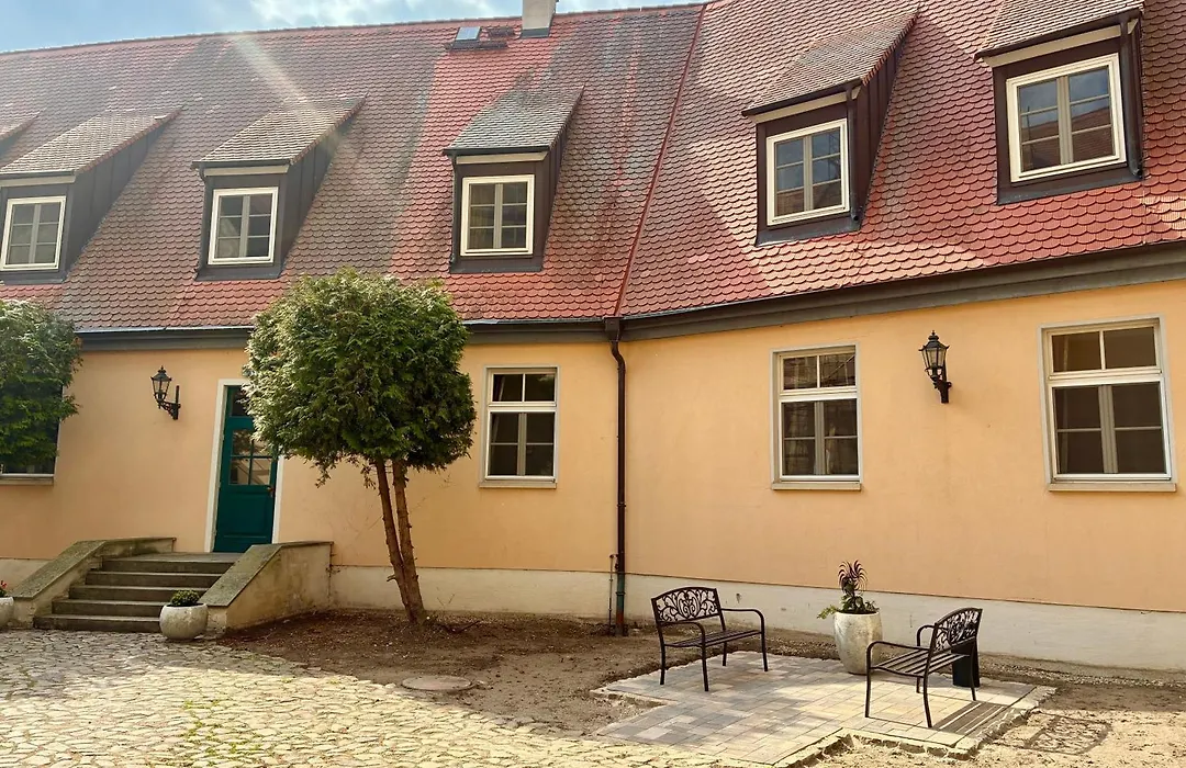 Hotel Wasserburg Zu Gommern-1