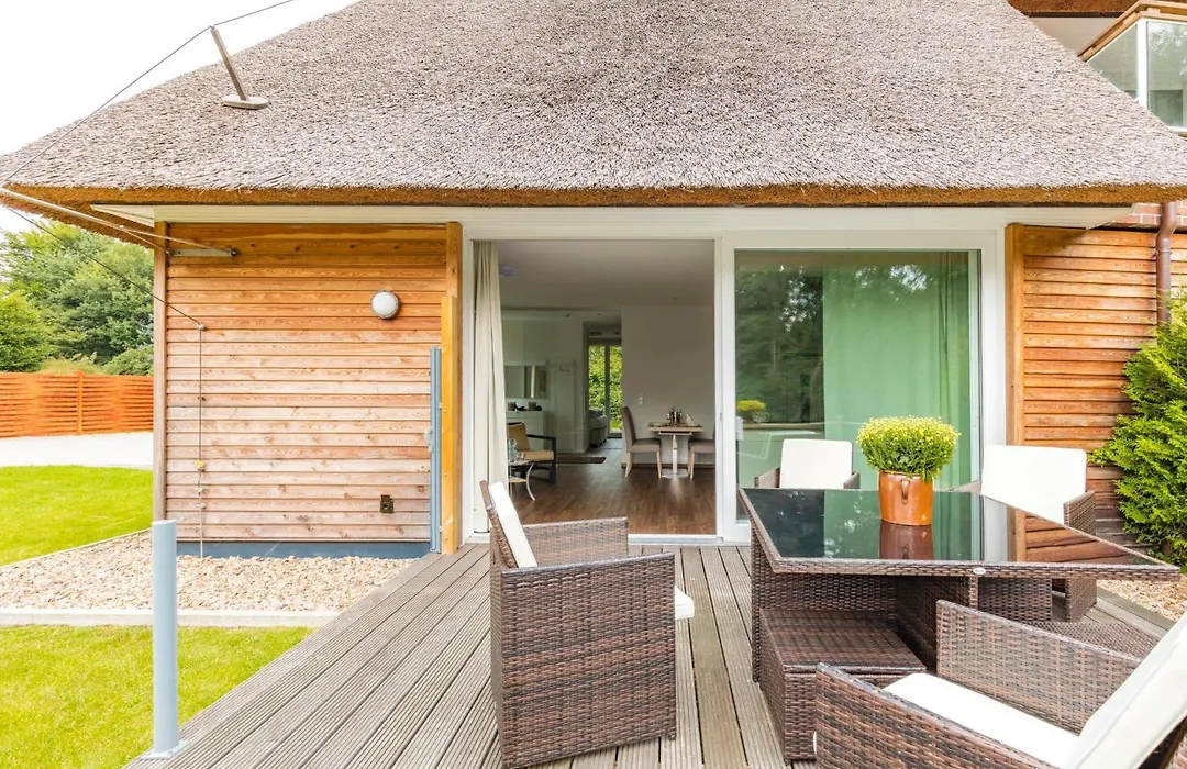 Hello Holidays Residenz - Sonnenglut - Seeterrasse - Sauna - Parkplatz-1