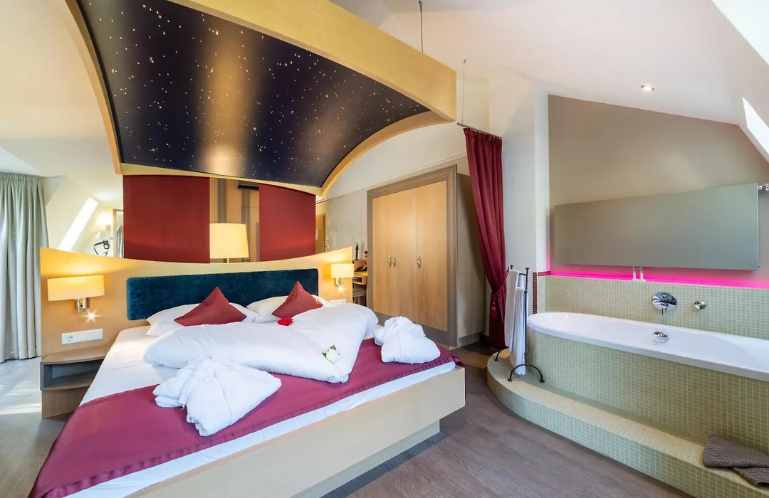 Villa Ludwig Suite Hotel (Adults Only)-1