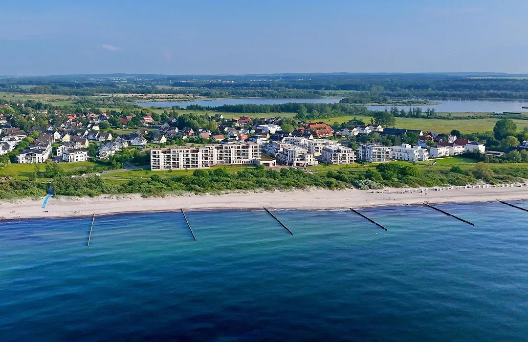 Aparthotel Waterkant Suites direkt am Meer mit Wellnessbereich-1