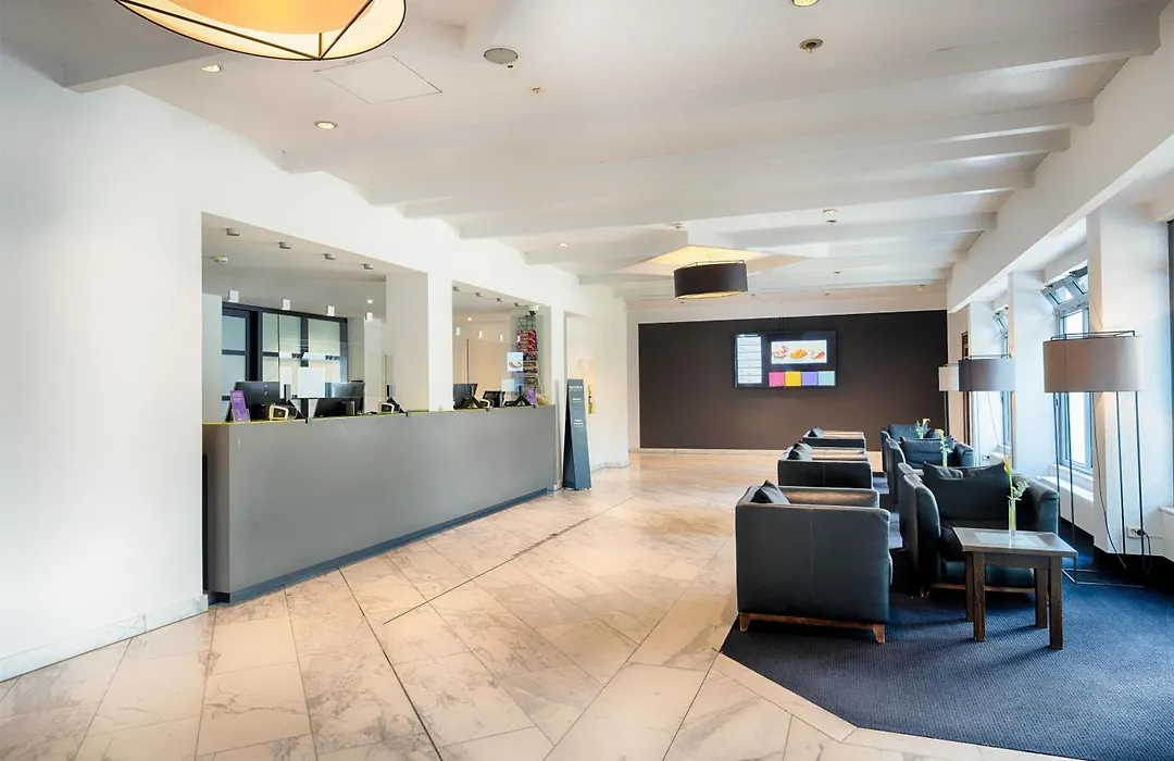 Park Inn by Radisson Lübeck-1