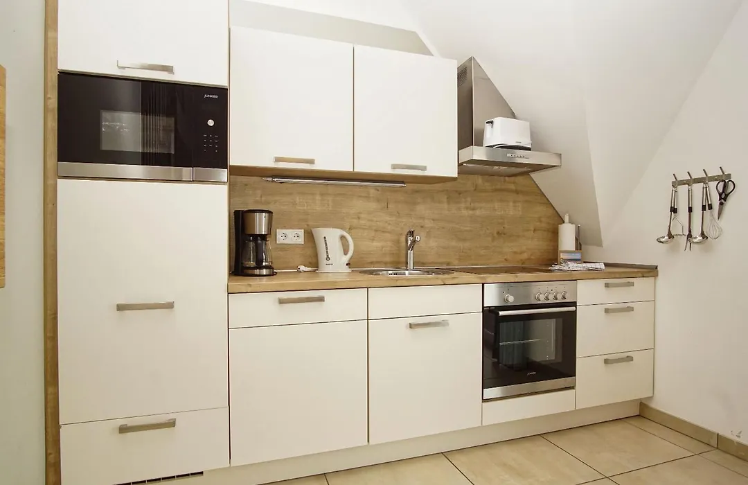 Strandresort Rex Rugia Ferienwohnung 13-5 mit Sauna- und Schwimmbadnutzung im AHOI Sellin-1