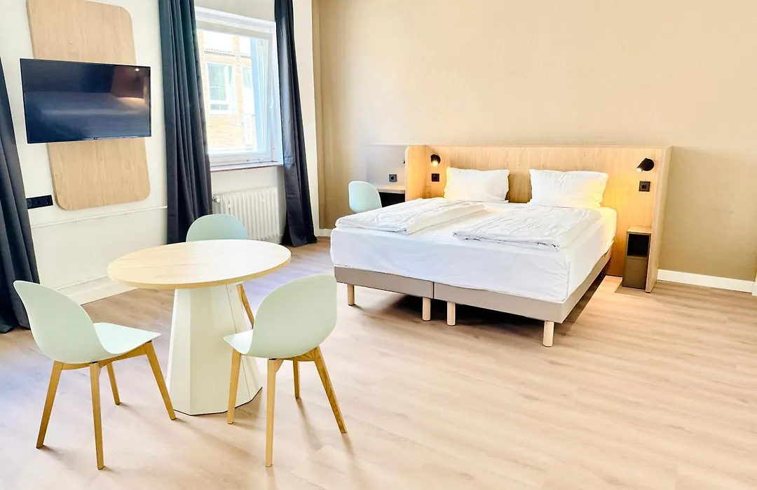 Hotel Am Kieler Schloss By Premiere Classe-1