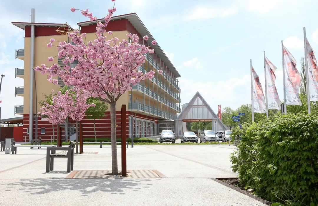 Kurhotel Pyramide Bad Windsheim-1