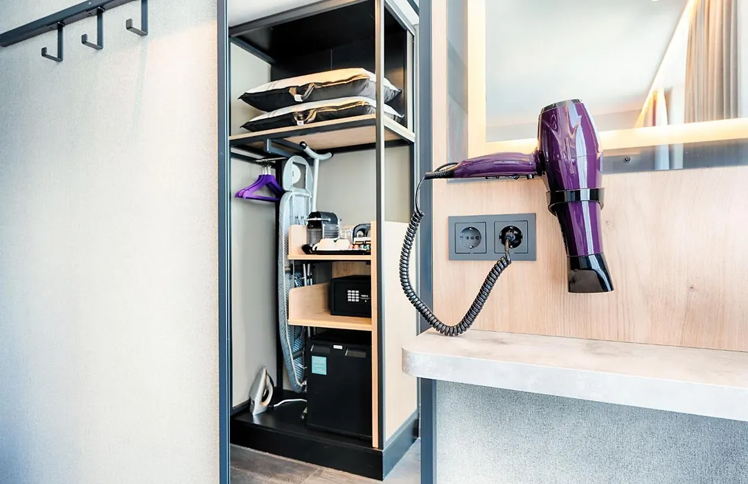 Premier Inn Freiburg City Nord-1