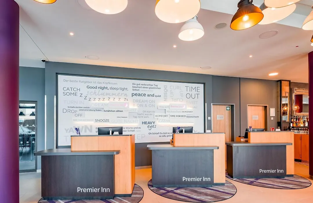 Premier Inn Mannheim City Centre-1
