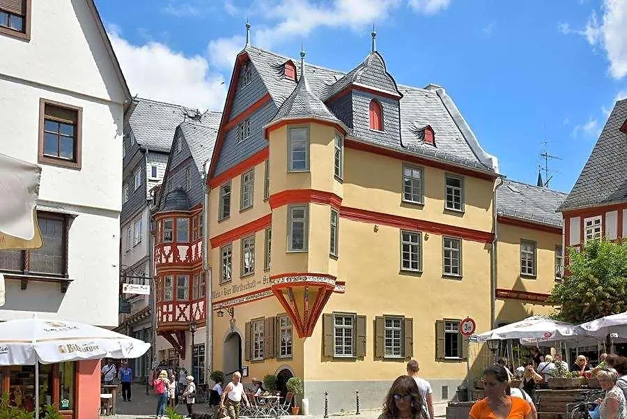 Weinhaus Schultes-1
