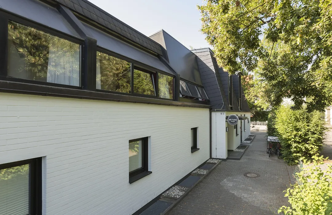Mk Bed & Breakfast Eschborn-1