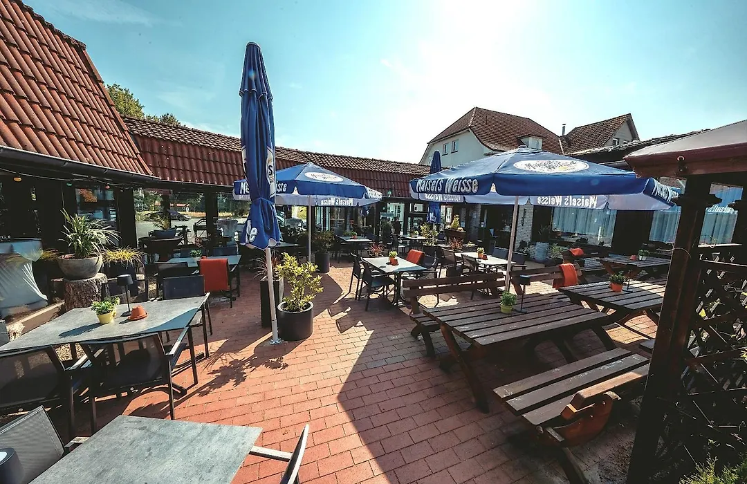 Akzent Hotel Cordes & Restaurant Am Rosengarten-1