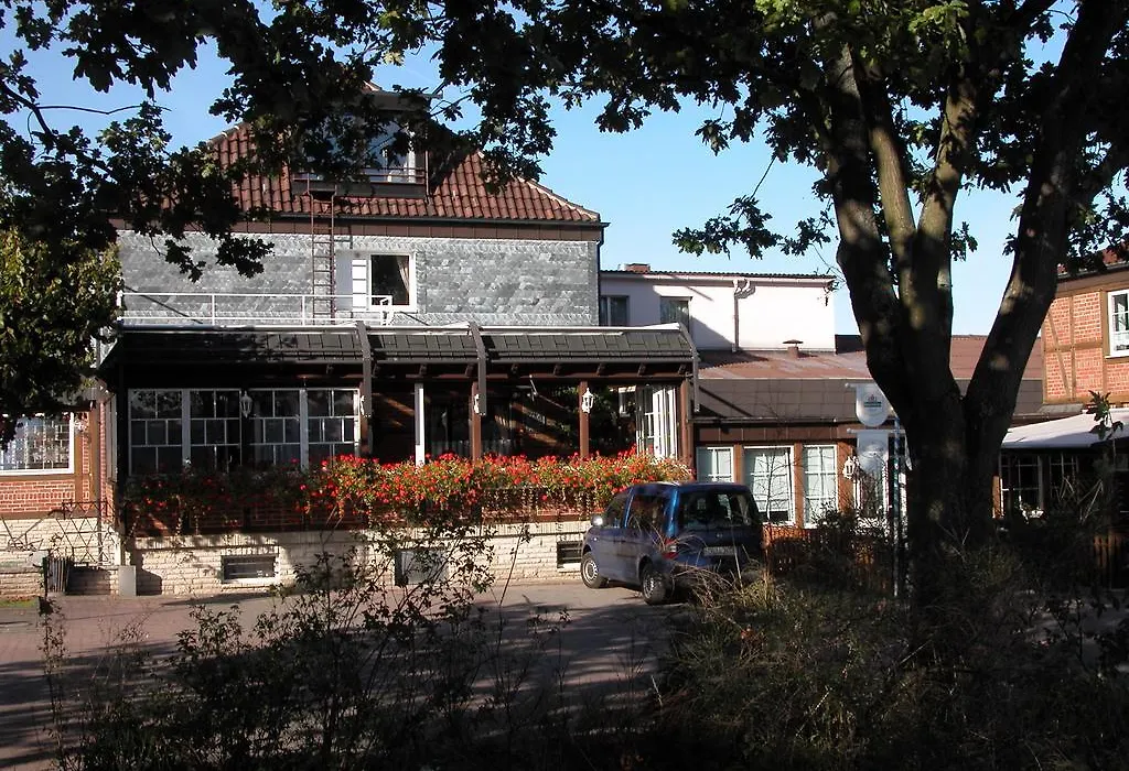 Alter Dorfkrug Am Kanal-1