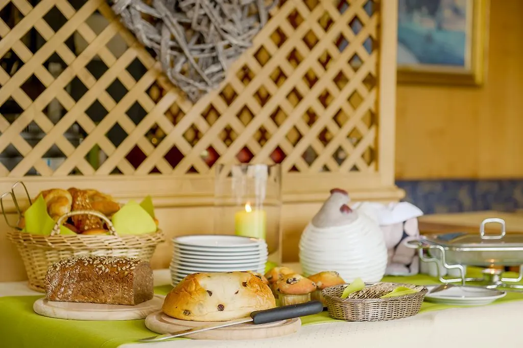 Hotel am Brenner-1