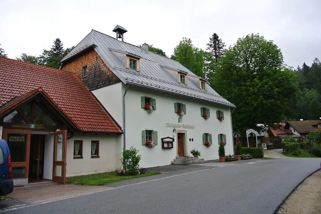 Zwieseler Waldhaus-1