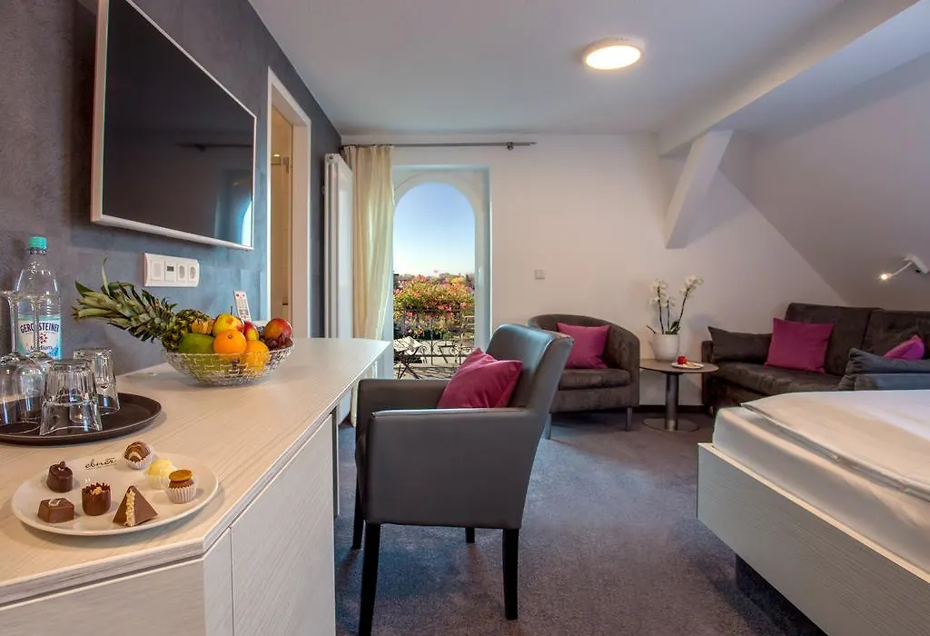 Ebner - Boutique-Hotel & Konditorei-1