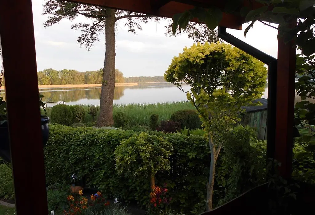 Bungalow Idylle Am See-1
