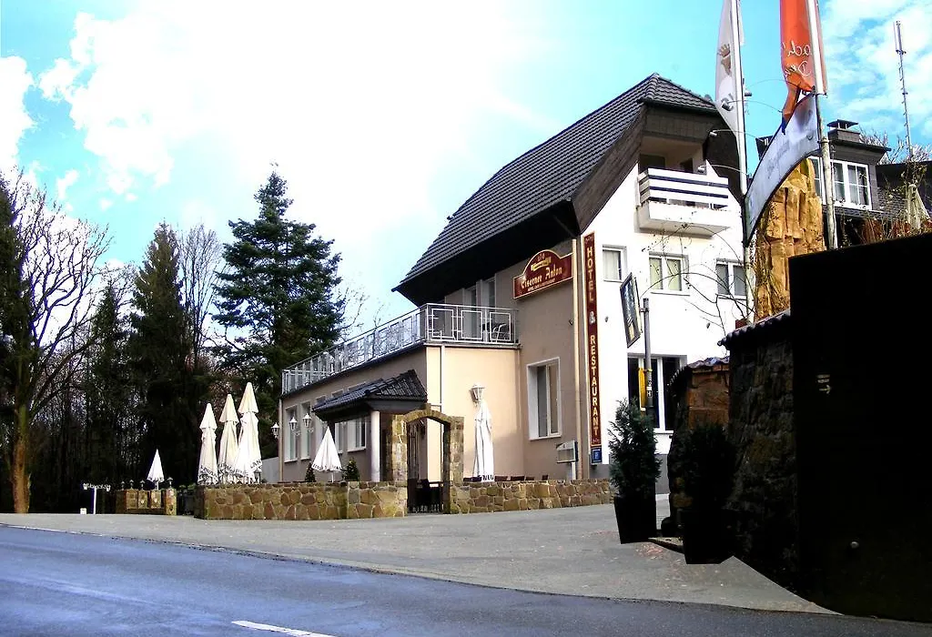 Hotel & Restaurant Eiserner Anton-1