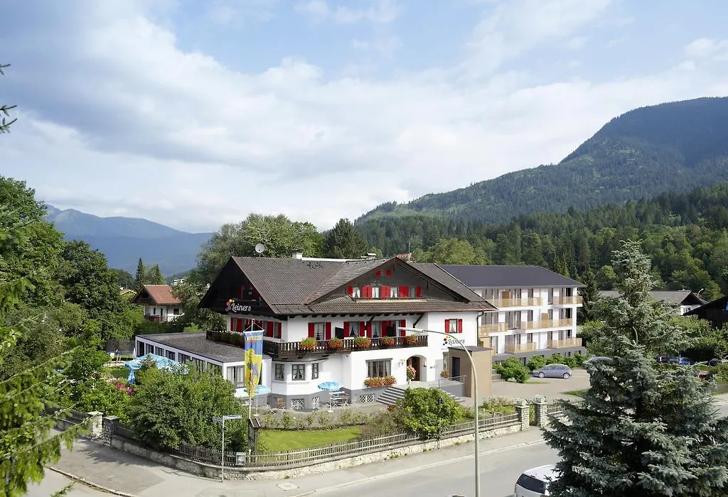 Leiners Familienhotel-1