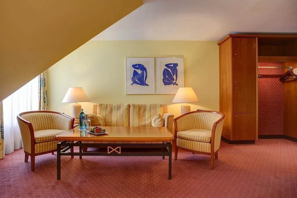 Park Hotel Ahrensburg By Centro-1