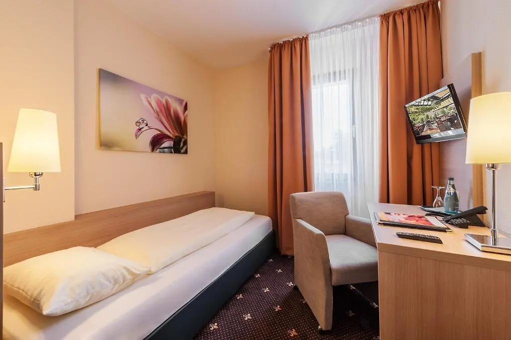 Hotel&Restaurant Hessischer Hof-1