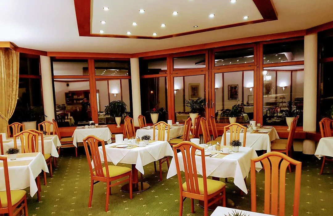 Hotel Garni Reulein-1