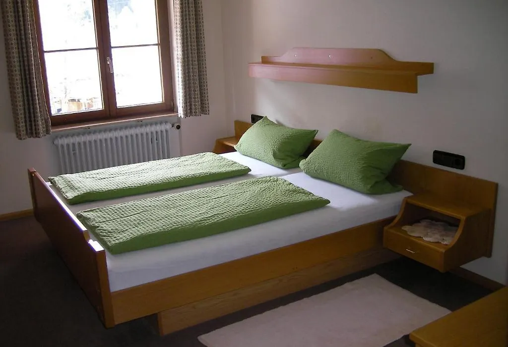Hotel Gasthaus Zum Hirschen-1