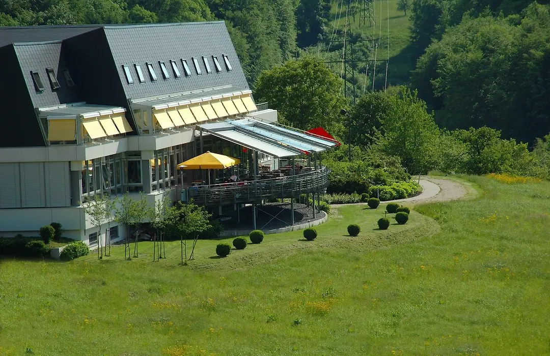 Stausee-Hotel-1