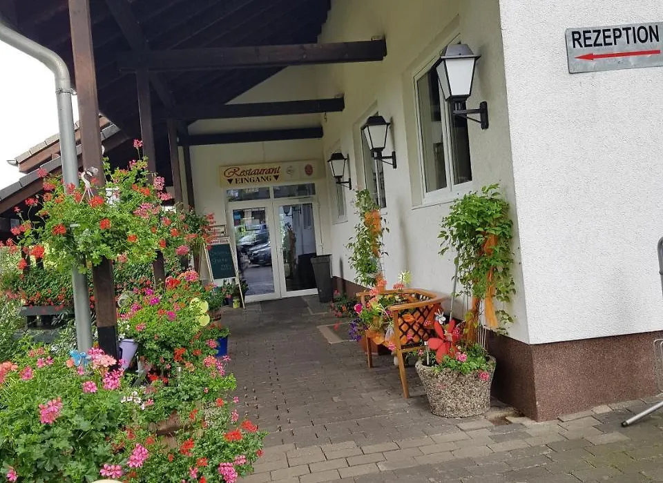 Hotel-Restaurant-Eifeltor-1