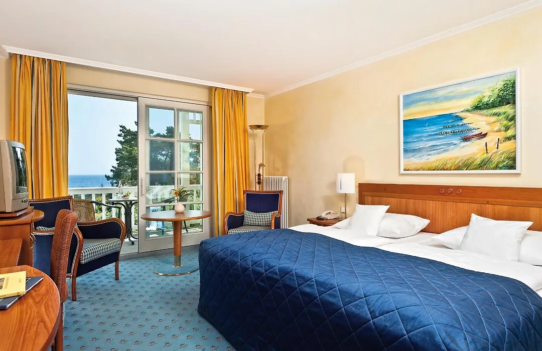 Hotel Kleine Strandburg-1