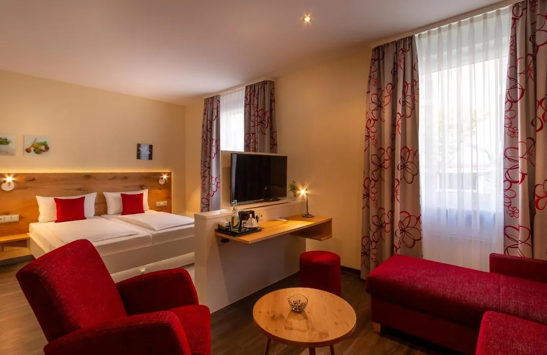 Hotel Zum Rosengarten-1