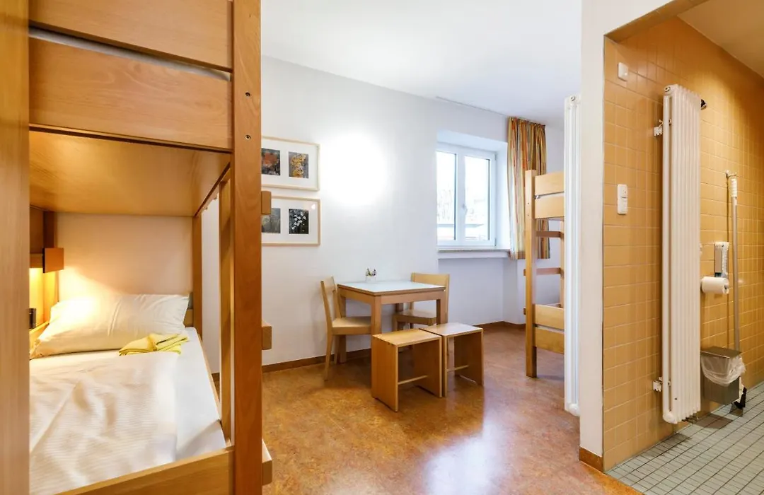 Jugendherberge Garmisch-Partenkirchen - membership required!-1