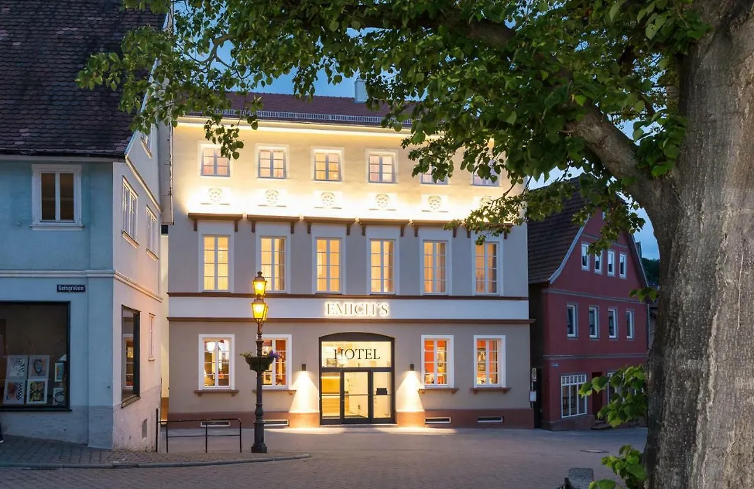 EMICH´S Hotel-1