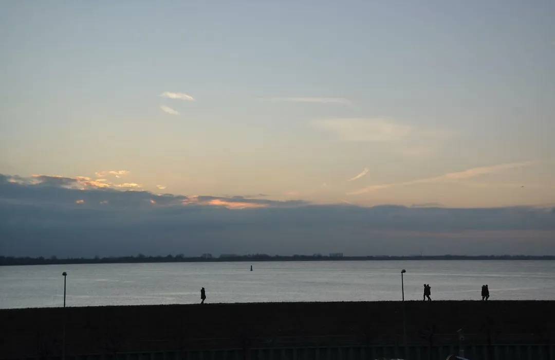 Am Neuen Hafen-1