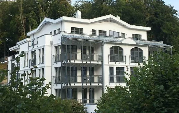 Villa Louisa - Liegestuhl 45-1