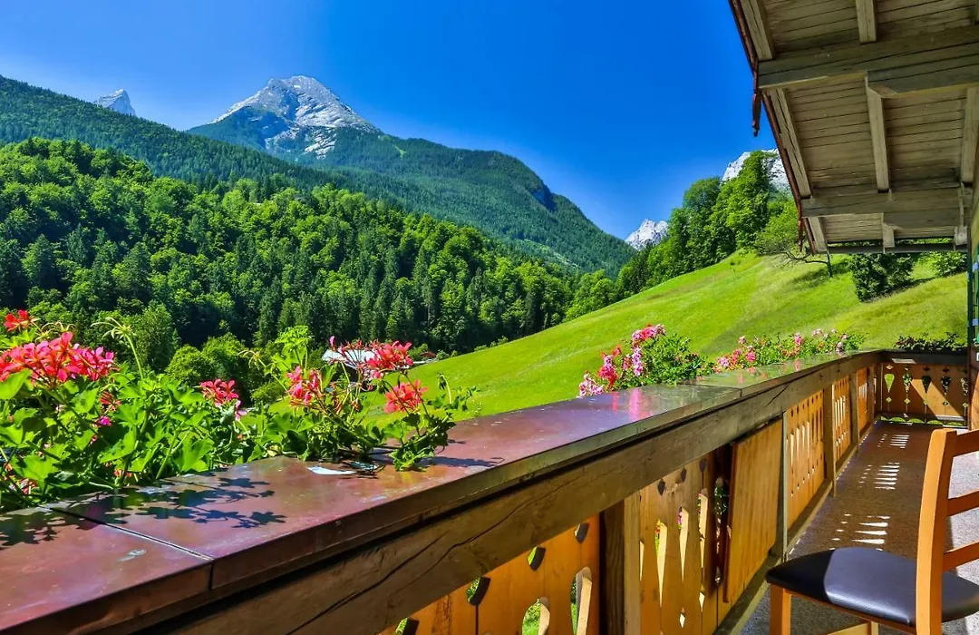 Alpenferienwohnungen Wiesenlehen-1