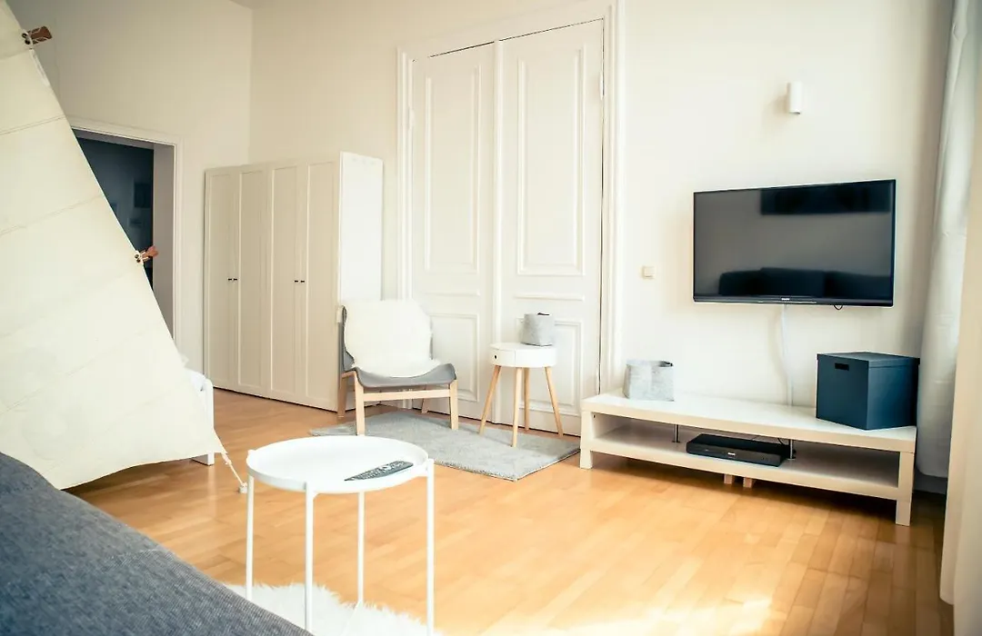 Schwerin City Apartment-1