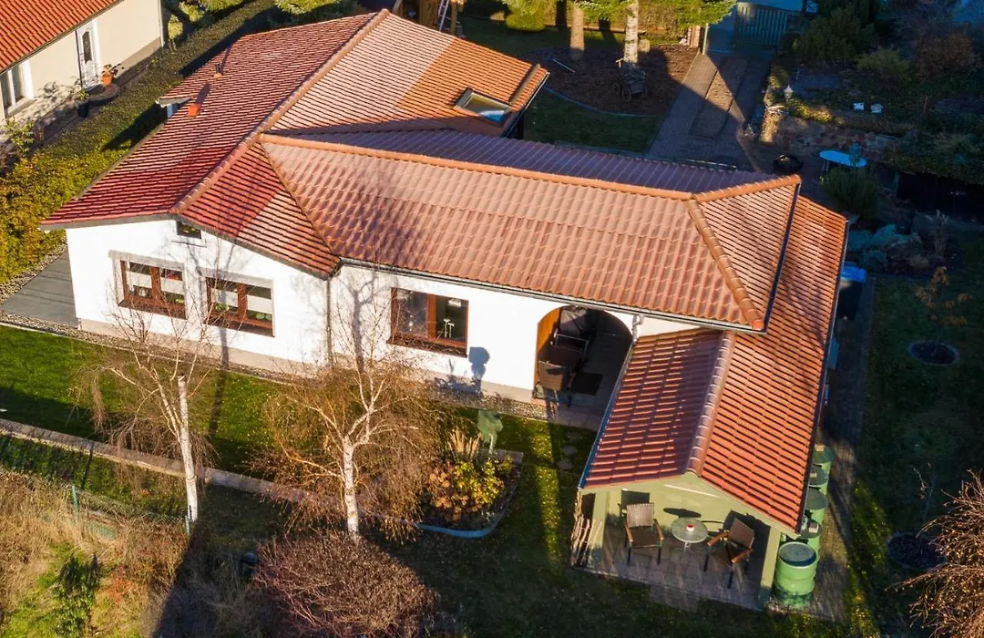 Ferienhaus am Bergeshang-1