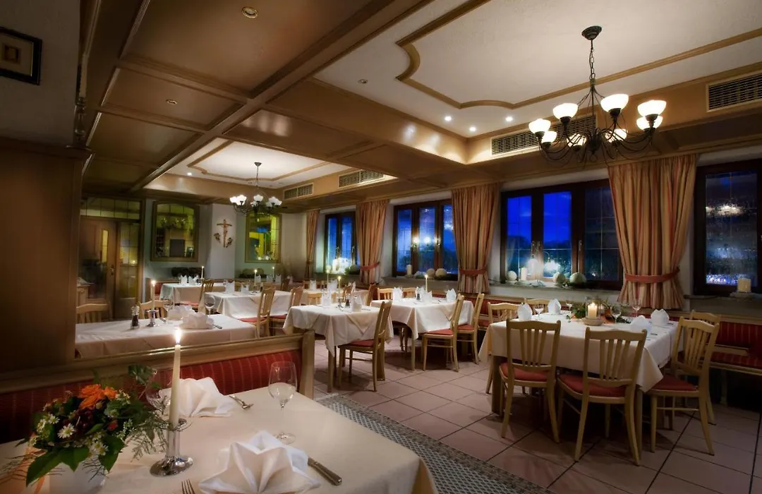 Hotel und Restaurant Landshuter Hof-1