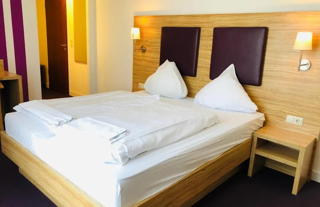 Park Hotel Theater Moenchengladbach-1