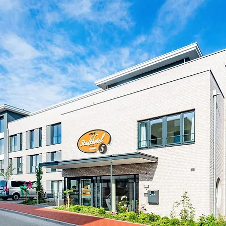 Stadthotel Lohne, Self Check-in&entspannt im Café frühstücken-2