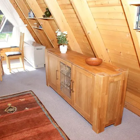 Zeltdachhaus für die ganze Familie-3