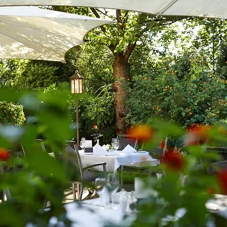 Dehner Blumen Hotel-3