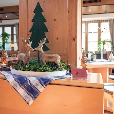 Hotel Restaurant Goldener Hirsch-3