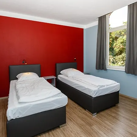 Apart Hotel Sarstedter Hof-2