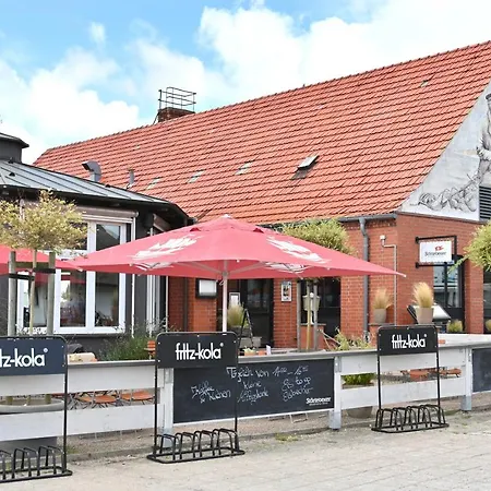 Hotel-&Ferienanlage Kapitäns-Häuser Breege-3