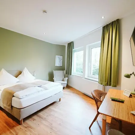 Hotel Gruener Baum-2