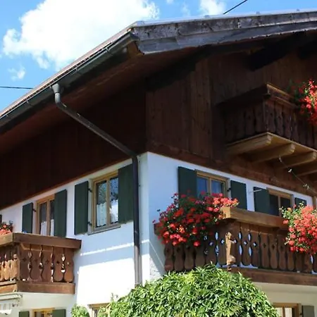 Haus Lenzer-2