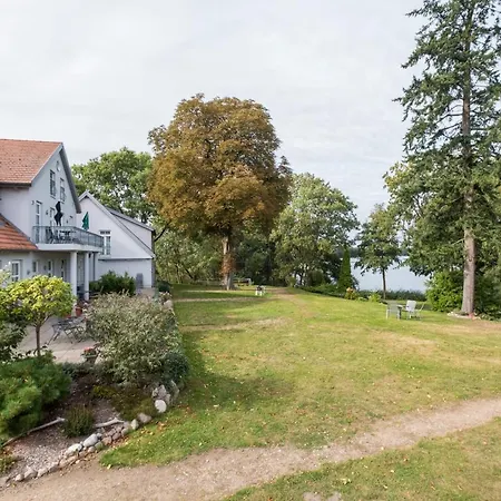 Herrenhaus Jürgenshof-3