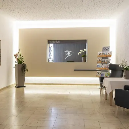Gesundheitszentrum Helenenquelle-2
